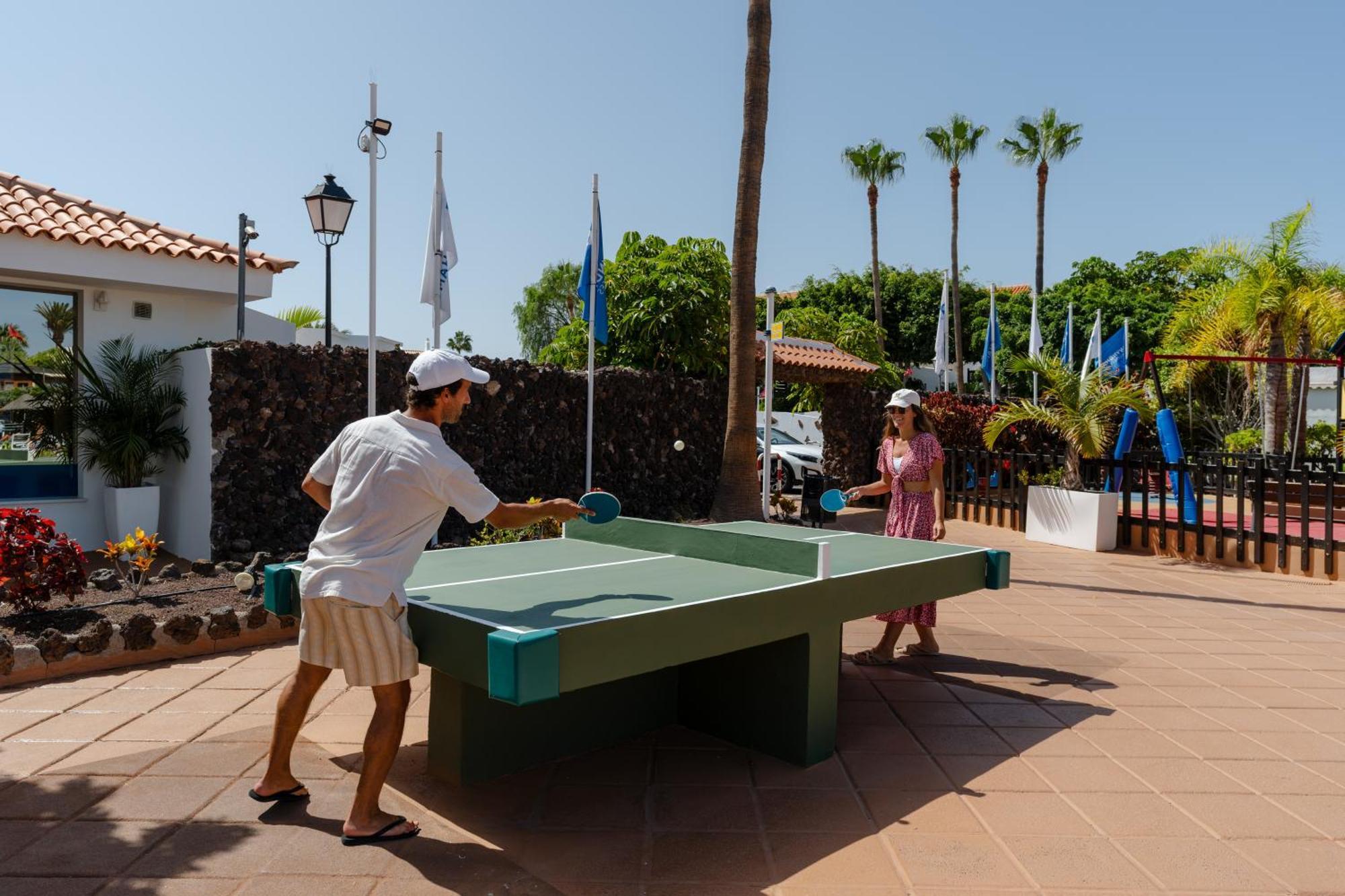 Wyndham Residences Golf Del Sur Сан Мигел де Абона Екстериор снимка